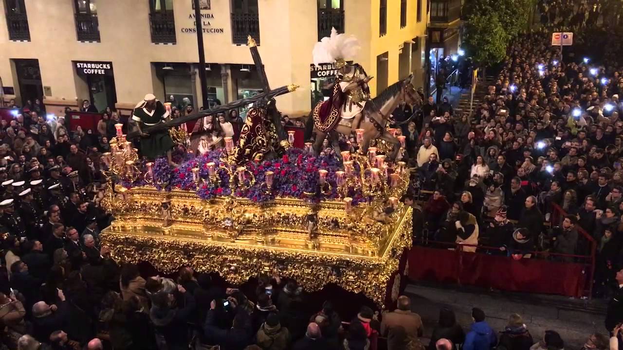 Espectacular chicotá Cristo de las Tres Caídas 2016