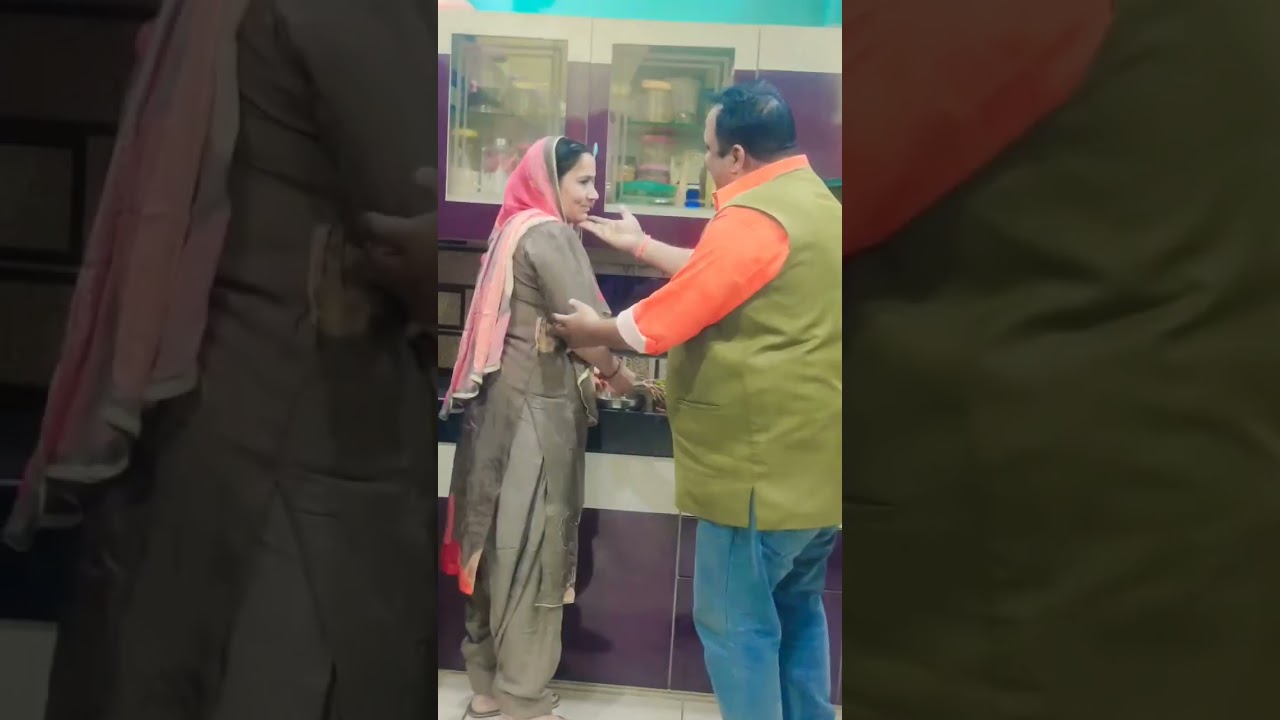 ek tere hi chahre pe pyar aya 👩&zwj;❤️&zwj;👨 #viral #trending #familygoals #masti #oldisgold #love #couple