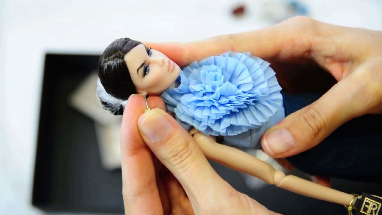 Unpacking Fashion Royalty doll Vanessa Perrin Take Me On