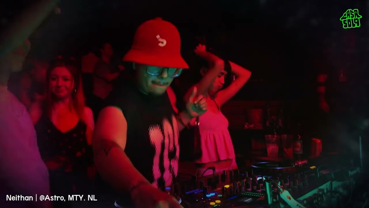 pondria esto mientras me chingo un fourloko antes de la peda - neithan @astro | 22 mar