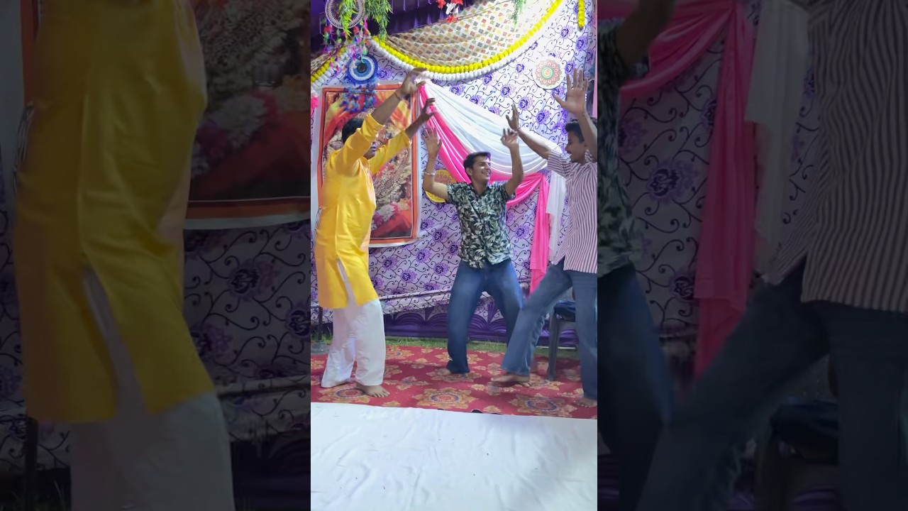 नाचने लगी पब्लिक ❤️&zwj;🔥|| #trending #sorts #youtube #public #viral #reels #bhakti #bhajan #love #like