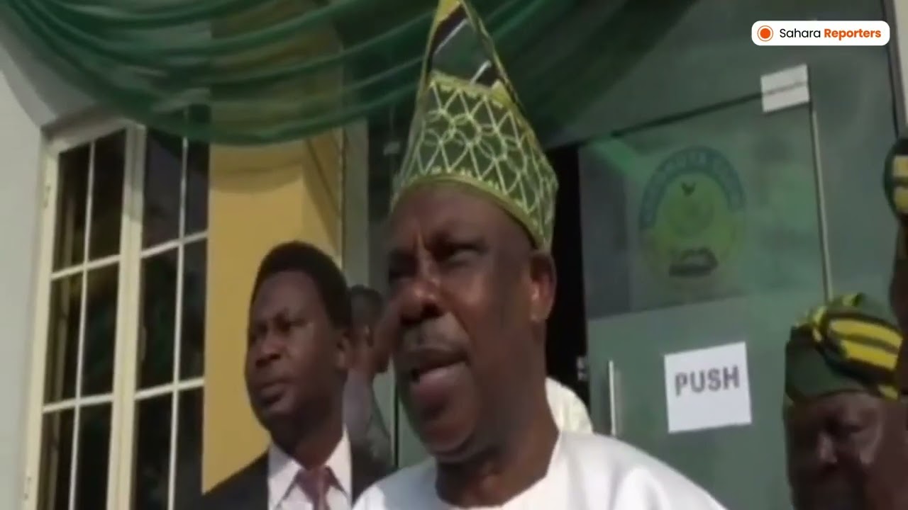 Fmr Ogun State Governor, Ibikunle Amosun Insists His Successor, Dapo Abiodun Must Be Removed In 2023