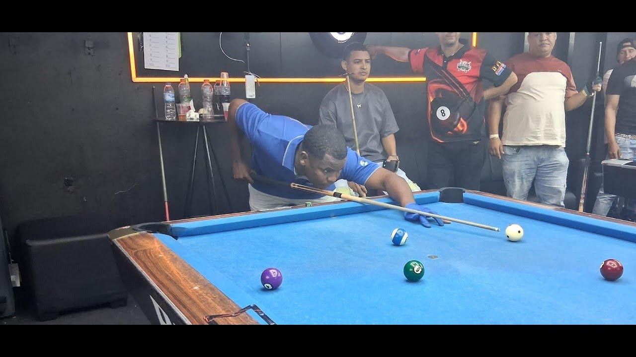 PIPI DE AZUA VS PIYOYO TORNEO DE BILLAR VIP