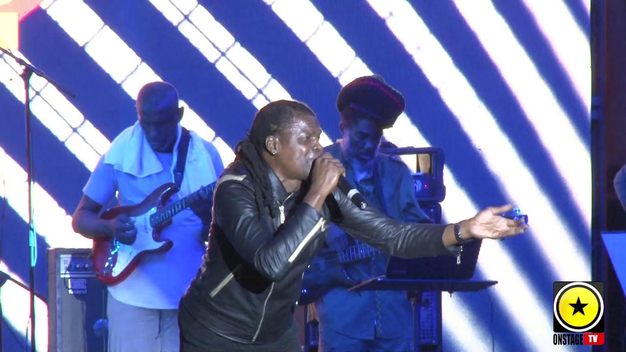 Singer J's Emotional Performance - Summer Sizzle 2018