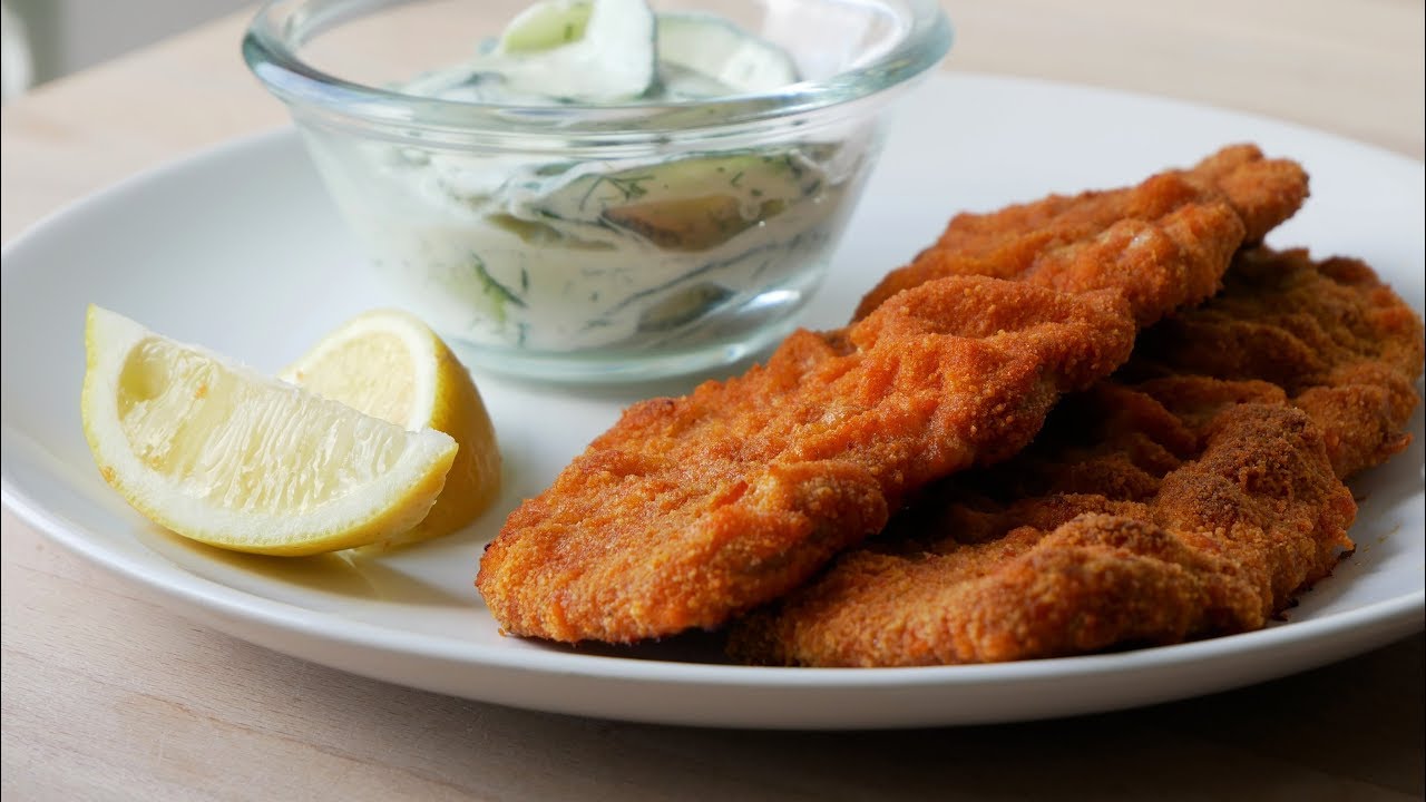 Panierte Schnitzel aus dem Backofen (Rezept) || Oven Baked Pork Schnitzel (Recipe) || [ENG SUBS]