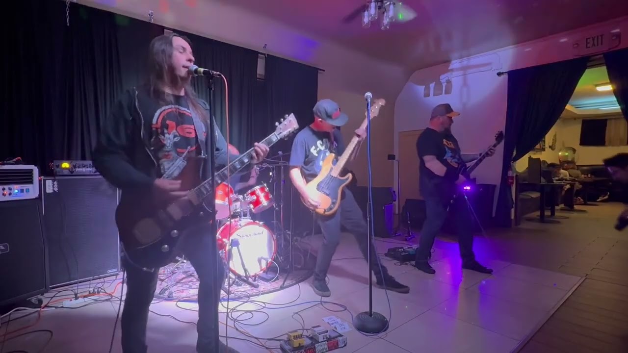 Stone Gnome 'Hard Living' live