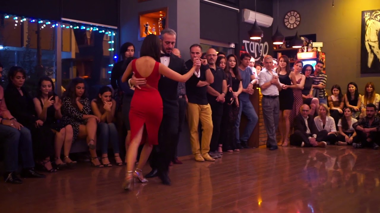 Muharrem Yılmazkaya & Nilay Akgün Yılmazkaya - Tango Bardo/Loca -  Akademitango  2/4