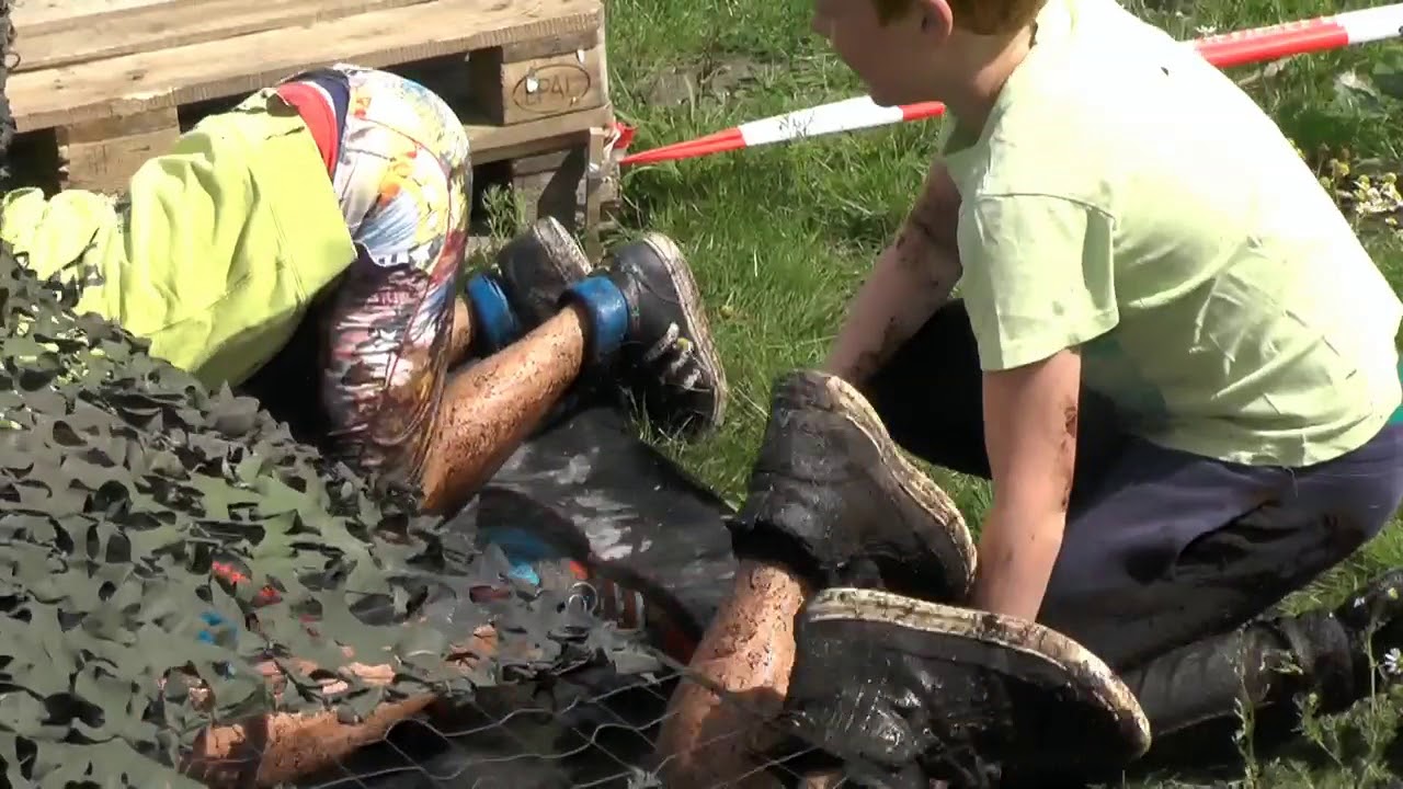 sion  Mud Race in de modder 19-8