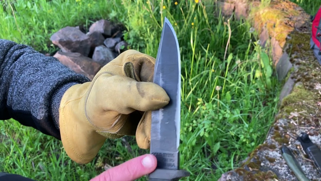 Cold Steel SRK original Camillus made Carbon-V version - search and rescue knife