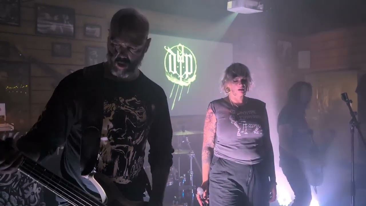 Demande À La Poussière - Live au Davarn'breizh (Landerneau - 29) le samedi 18 octobre 2025.