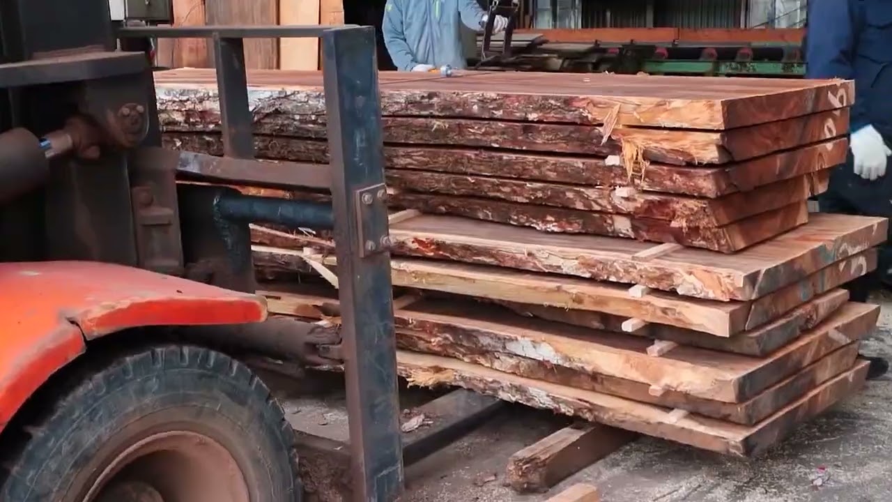 The Process Of Making High-Grade Rosewood Dining Tables is Diverse  // Mass Production Factory