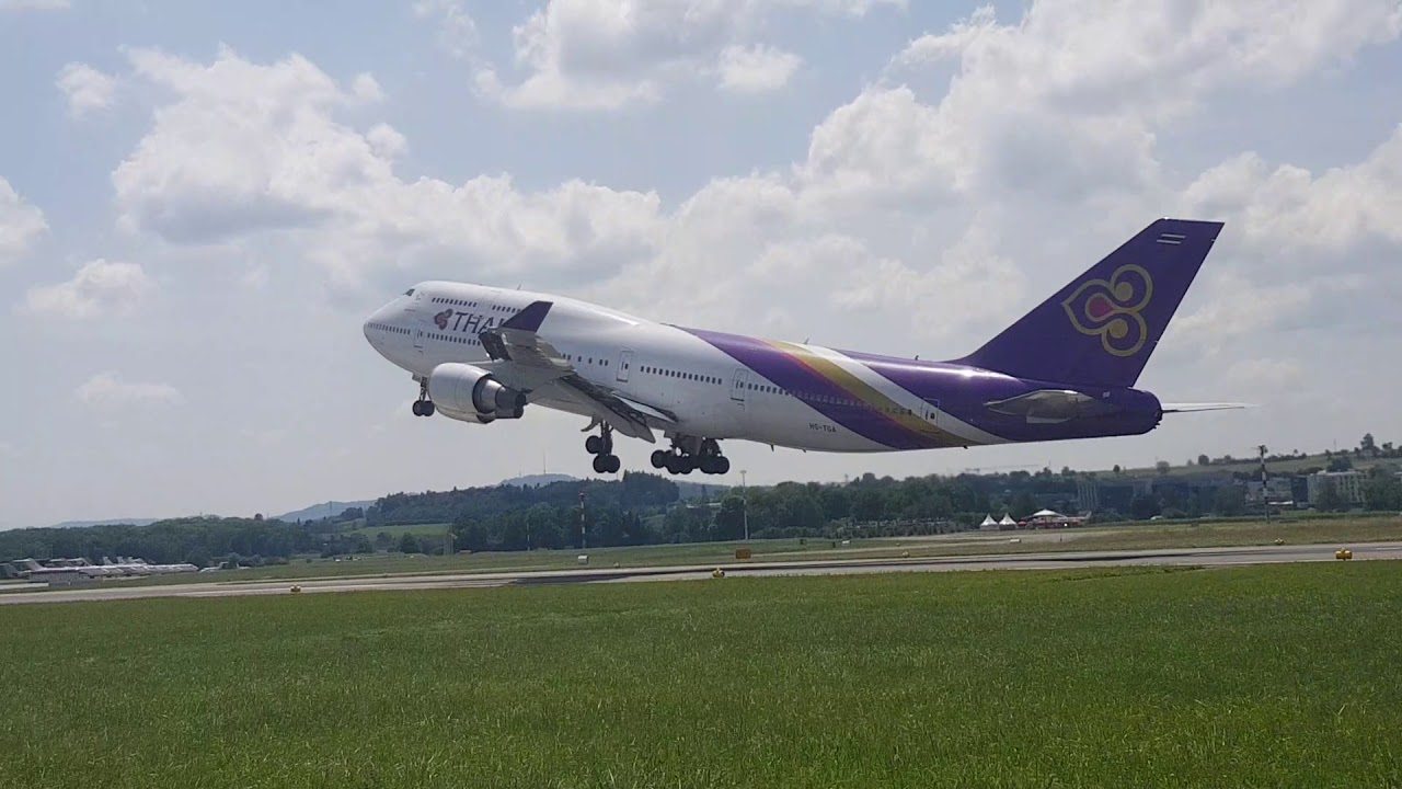 THAI AIRWAYS BOEING B747-4D7 (Take-Off) in Z&uuml;rich Flughafen (HS-TGA)