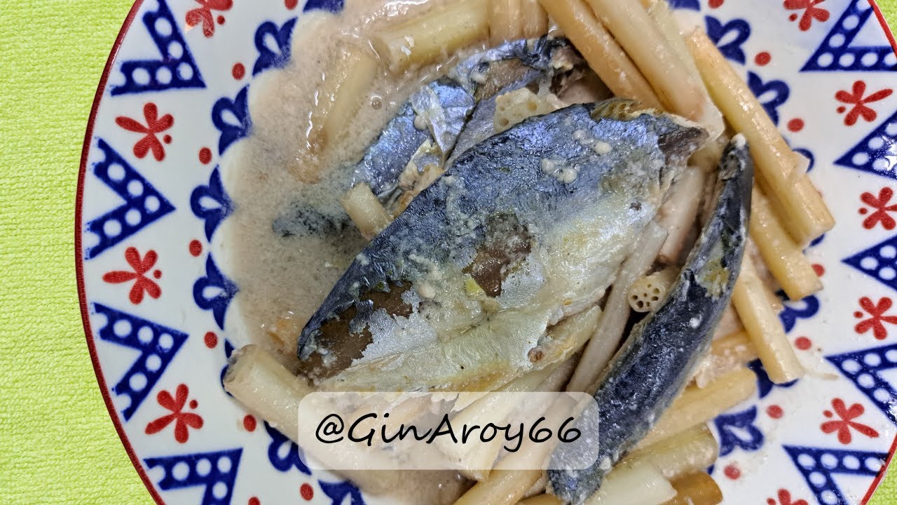 Gaeng Kati Sai Bua Pla Too | Thai Lotus Stem & Mackerel Coconut Curry