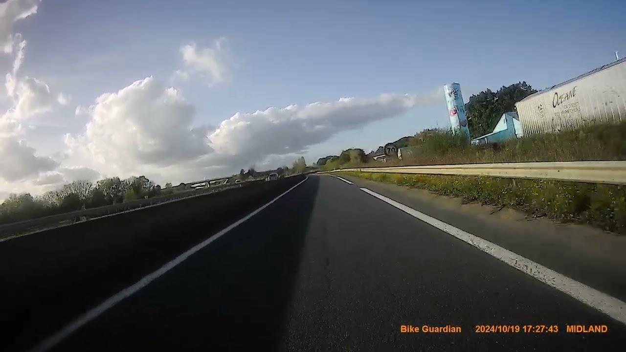 Démo Dash Cam Midland Bike Guardian on CBR 600 RR 2024