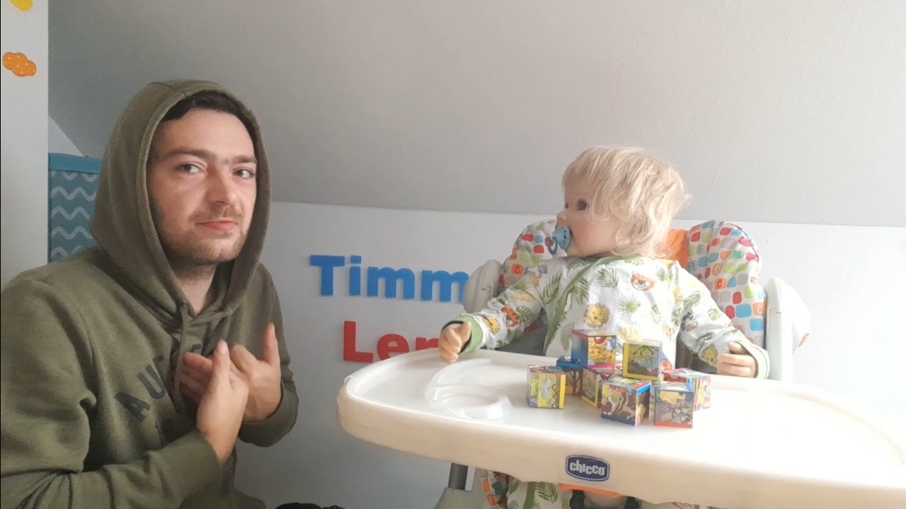 Wir haben einen Hochstuhl Timm findet ihn mega (Reborn)