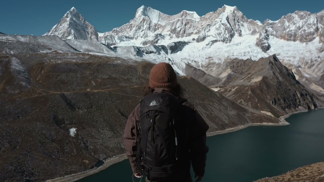 Alone in Tibet! 🏔️ Golden Moment at Kulagangri Peak 🌄