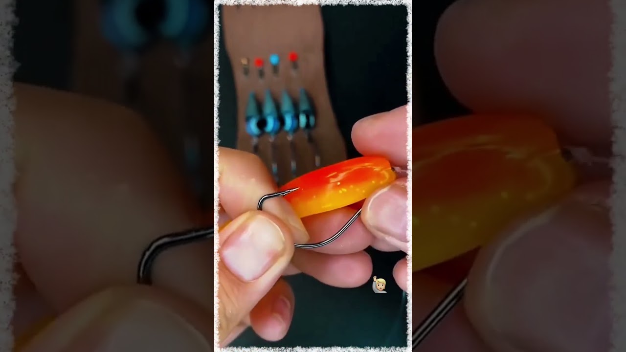Kancaya slikon yem nasıl takılır, How to attach silicone bait to the hook? #fishing #fish #amazing