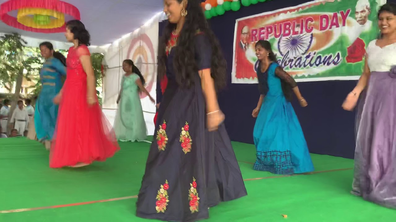 Chogada tara dance performance by Tejaswi high school