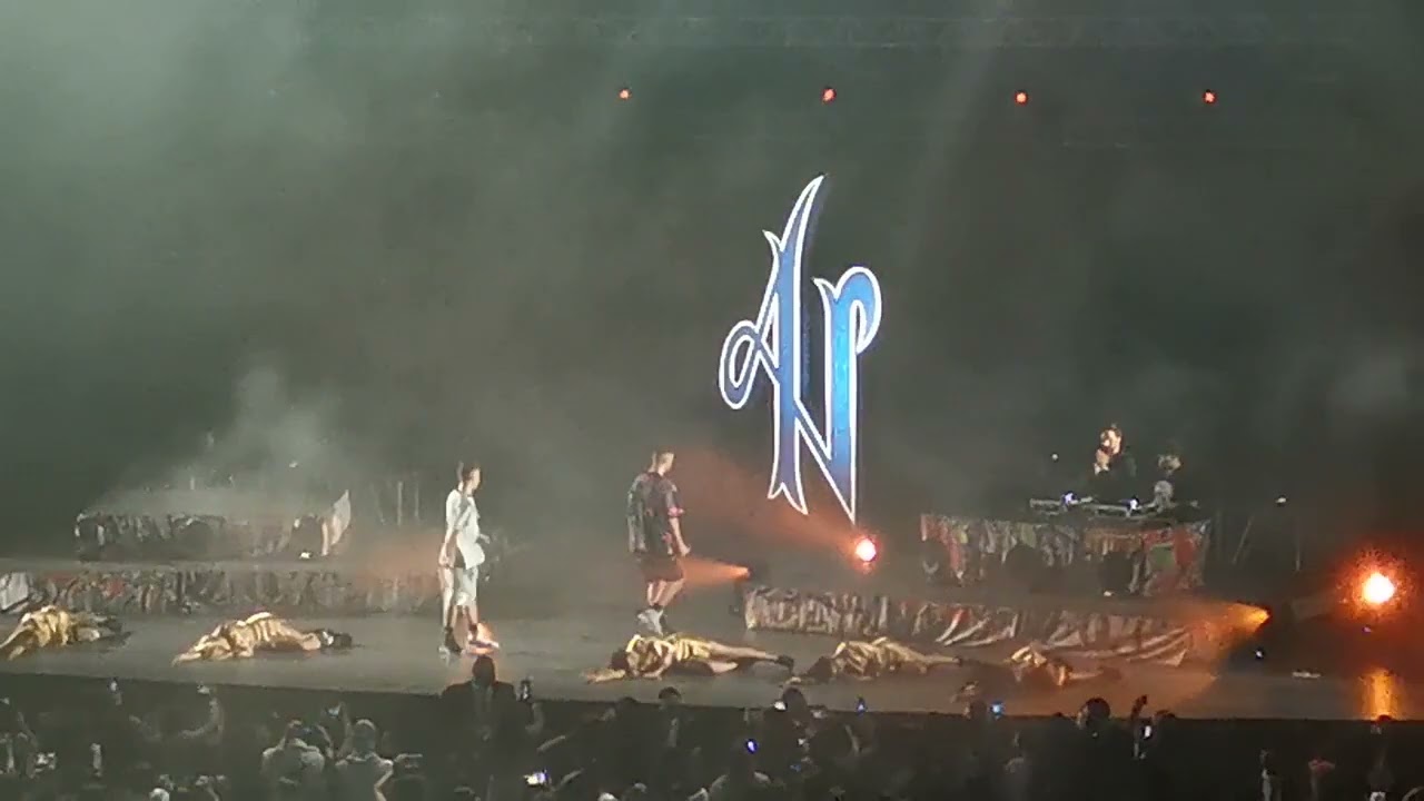 Adexe & Nau Ciudad de México 2023 Auditorio Nacional PARTE 1/2