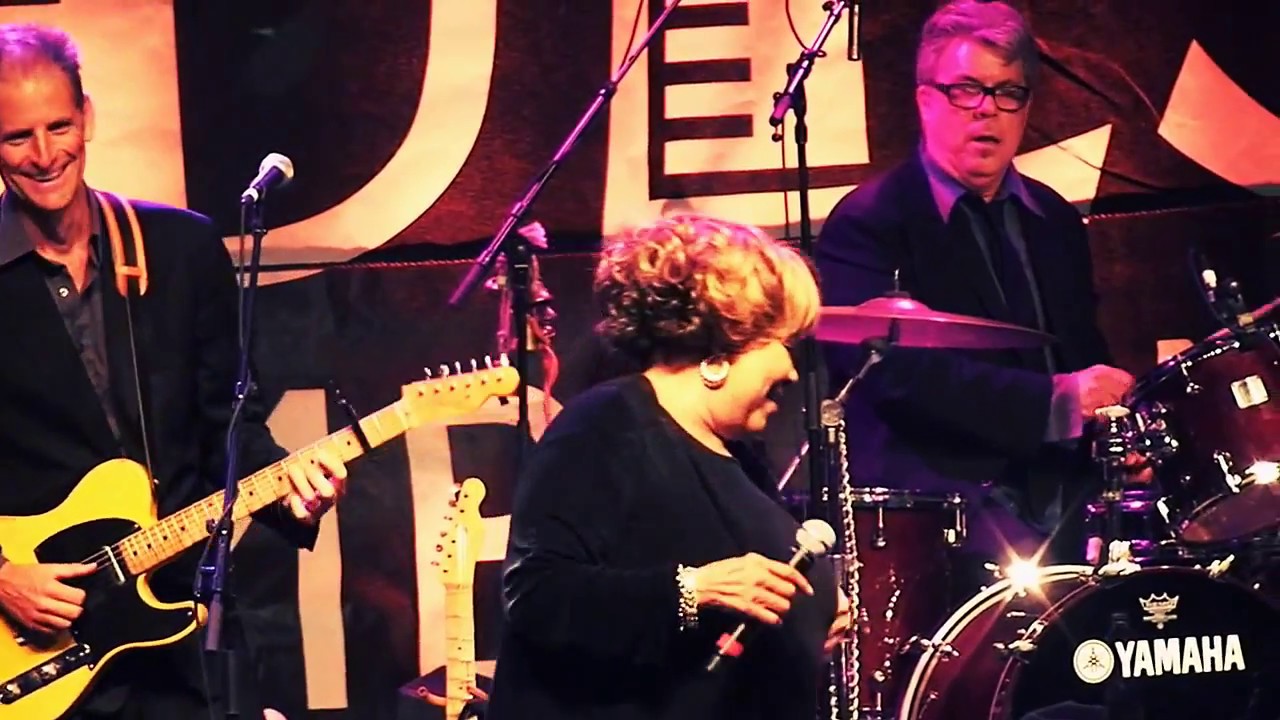 Mavis Staples GOSPEL LIVE! Respect Yourself & Amazing Greatest HITS Tremblant Blues Fest Canada 2009