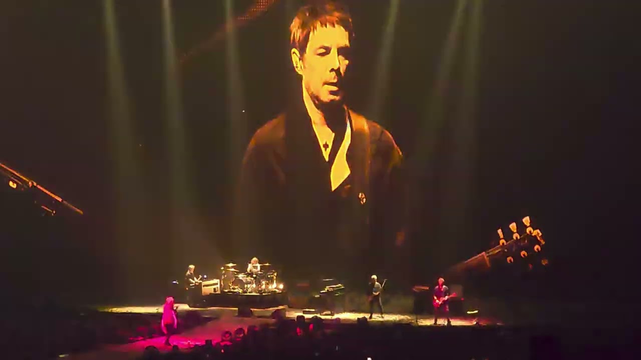 Indochine le dernier jour accor arena le 28 février 2026
