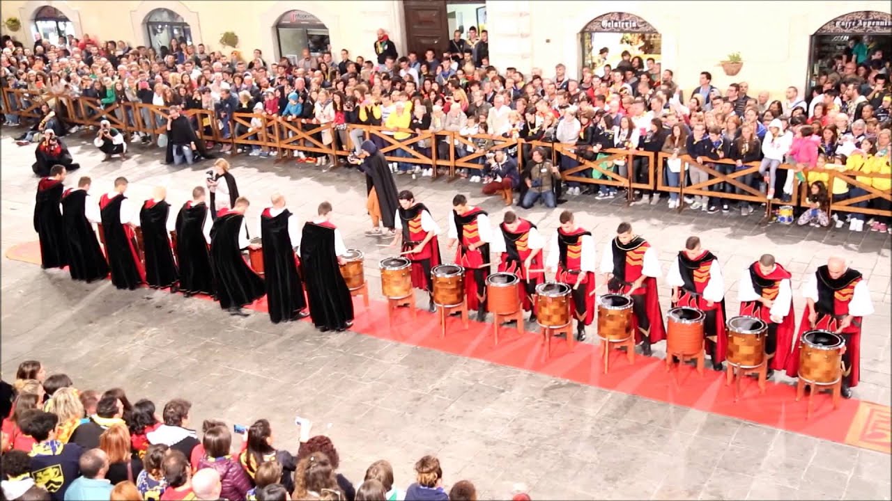Esibizione tamburini San Martino - Giochi de le Porte 2014