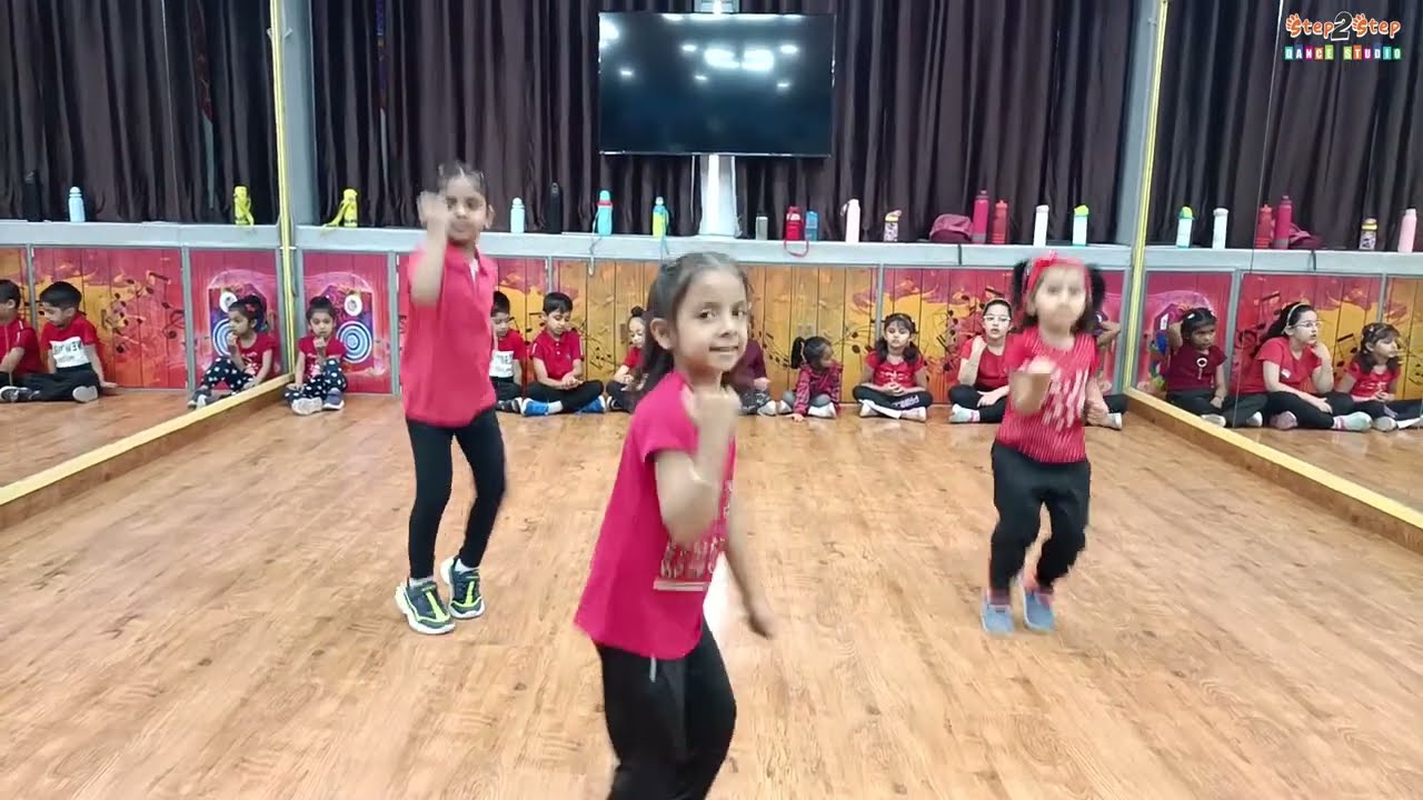 Bijlee Bijlee | Cute Kids Dance Performance | Step2Step Dance Studio, Mohali | Kids Dance
