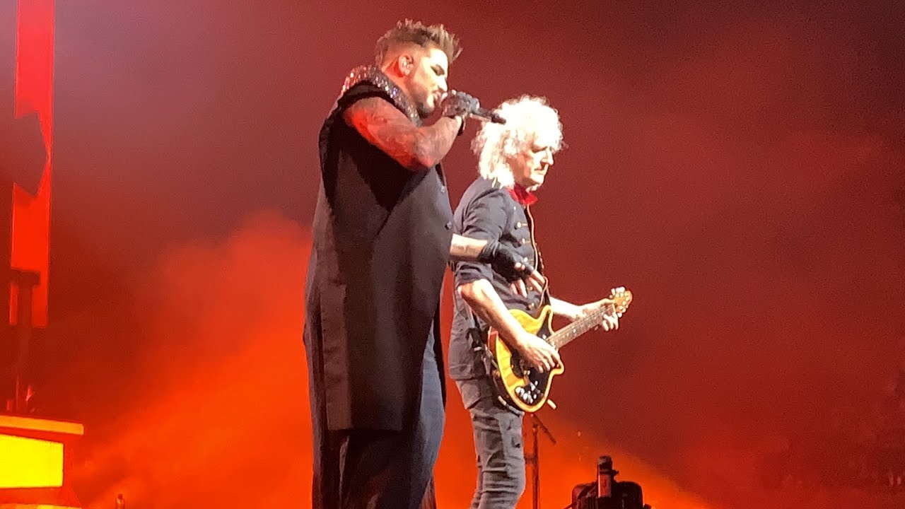 Queen with Adam Lambert - Fat Bottomed Girls @ Wizink Center, Madrid 06/07/2022