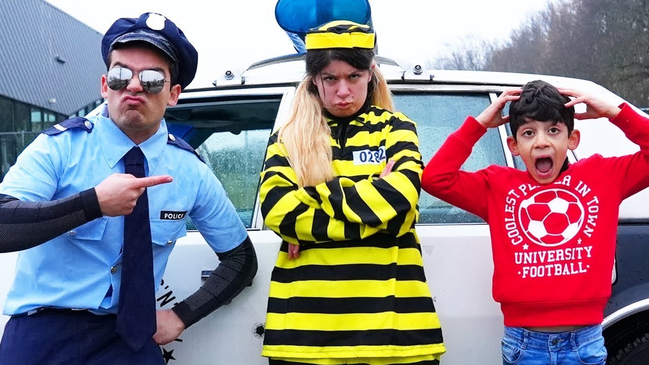 Jason y el policía Alex enseñan a la abeja las reglas | Video instructivo para niños