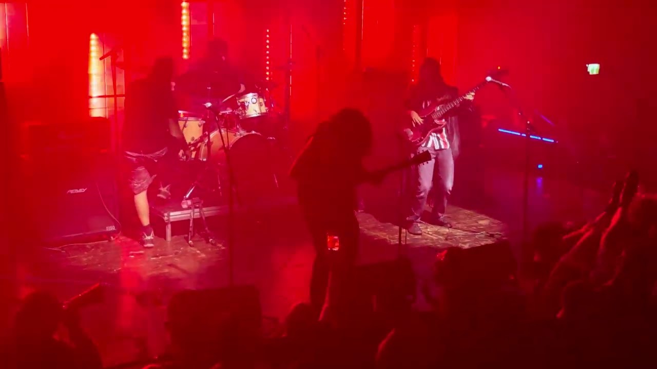 The Blackbirds - Paranoid at Barby TLV (Black Sabbath tribute)