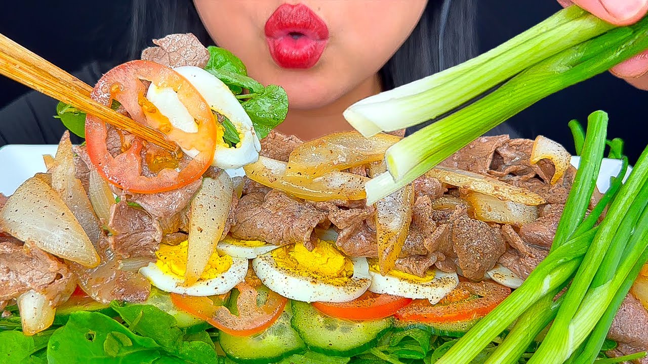 ASMR STEAK, WATERCRESS, EGG & RAW GREEN ONIONS | MUKBANG | EATING SOUNDS | ASMR PHAN