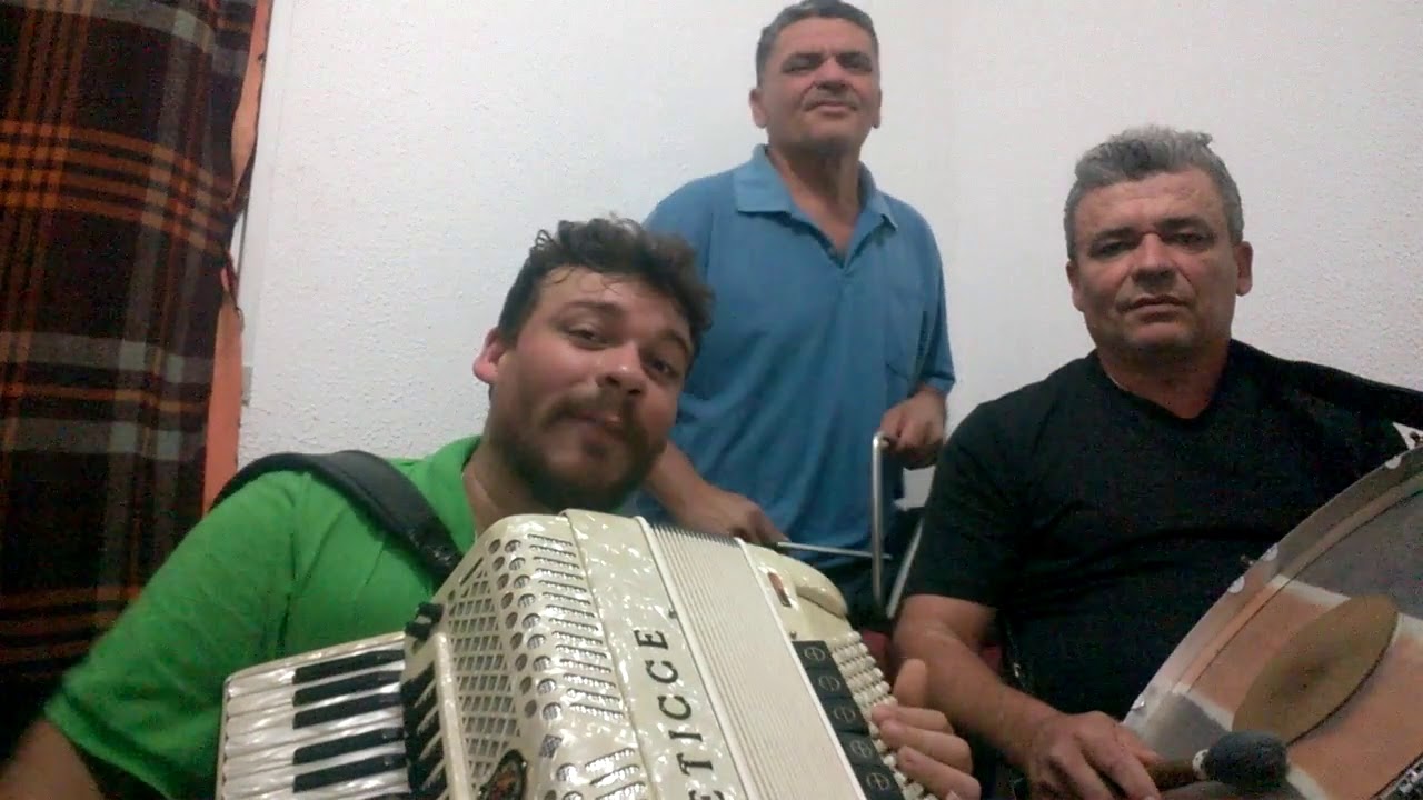 Trio  maribondo