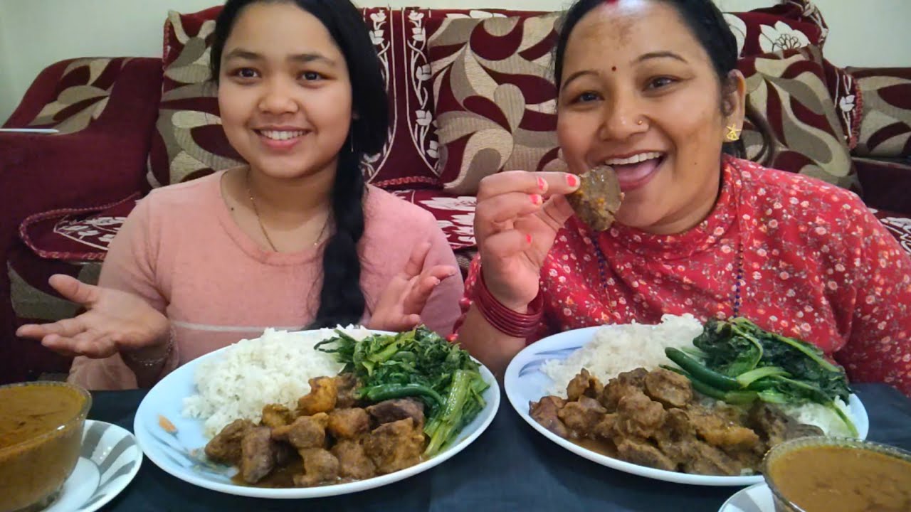 Eating Chicken Liver And Gizzard With Gravy|| Lemon Achar 🍋 ||Family Mukbang 