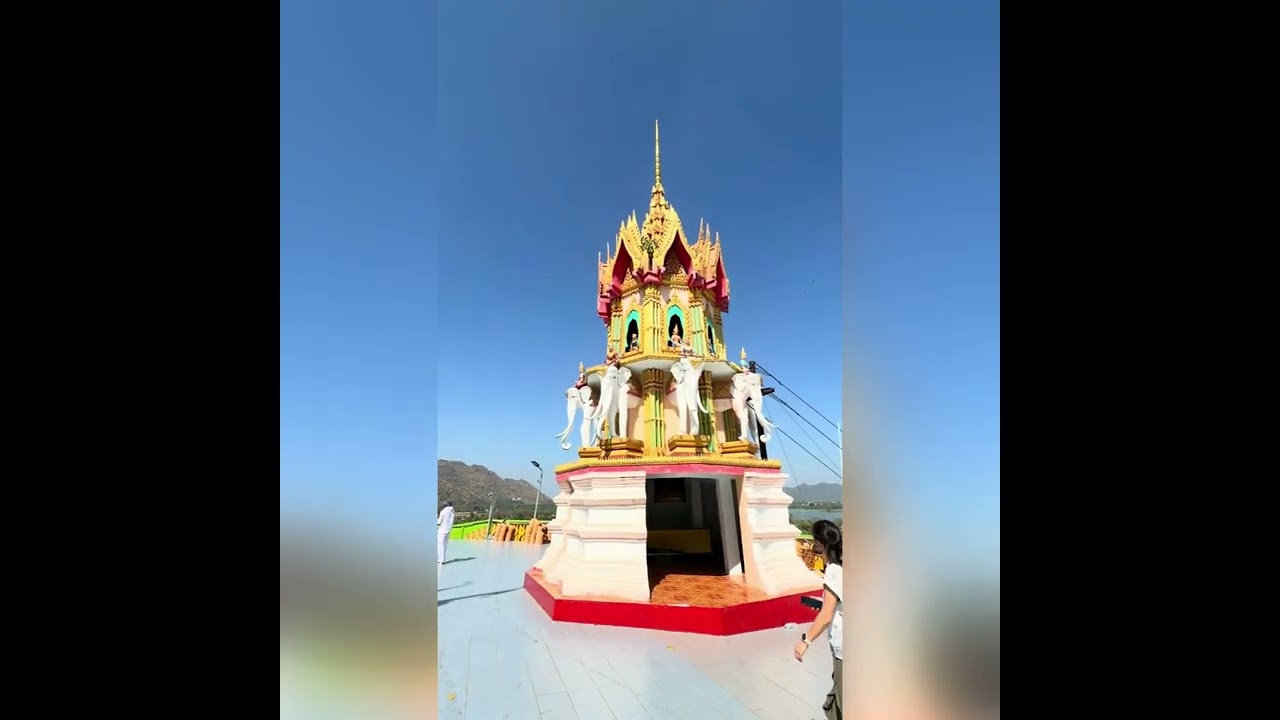 Храм Пещеры Тигра в Тайланде