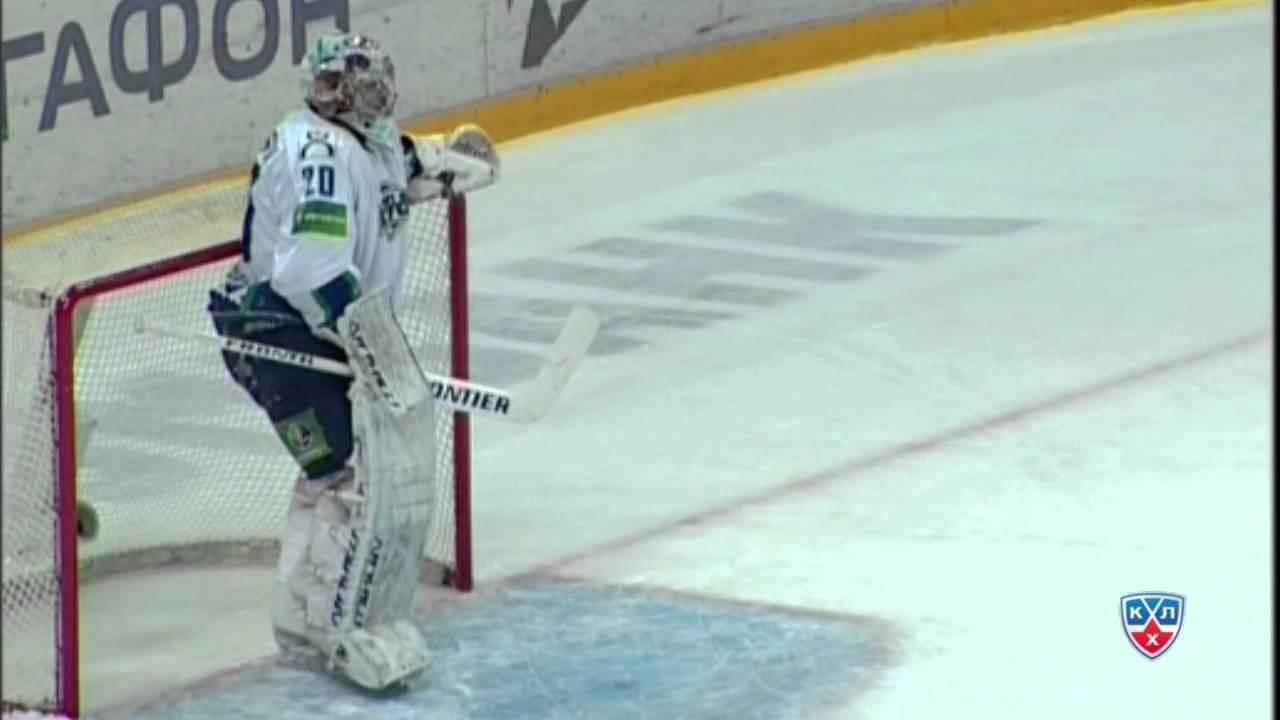 Галимов прошел сквозь Швиденко и забил / Galimov moves through Shvidenko and scores
