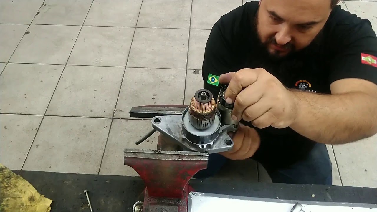 Como montar motor de partida Honda Civic 2002.
