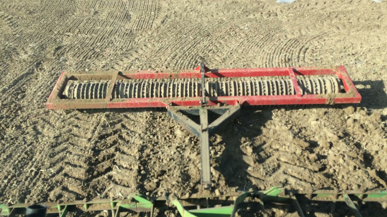 TD100D İLE PANCAR YERİNE TIRMIK VE MERDANE ÇEKİYORUZ