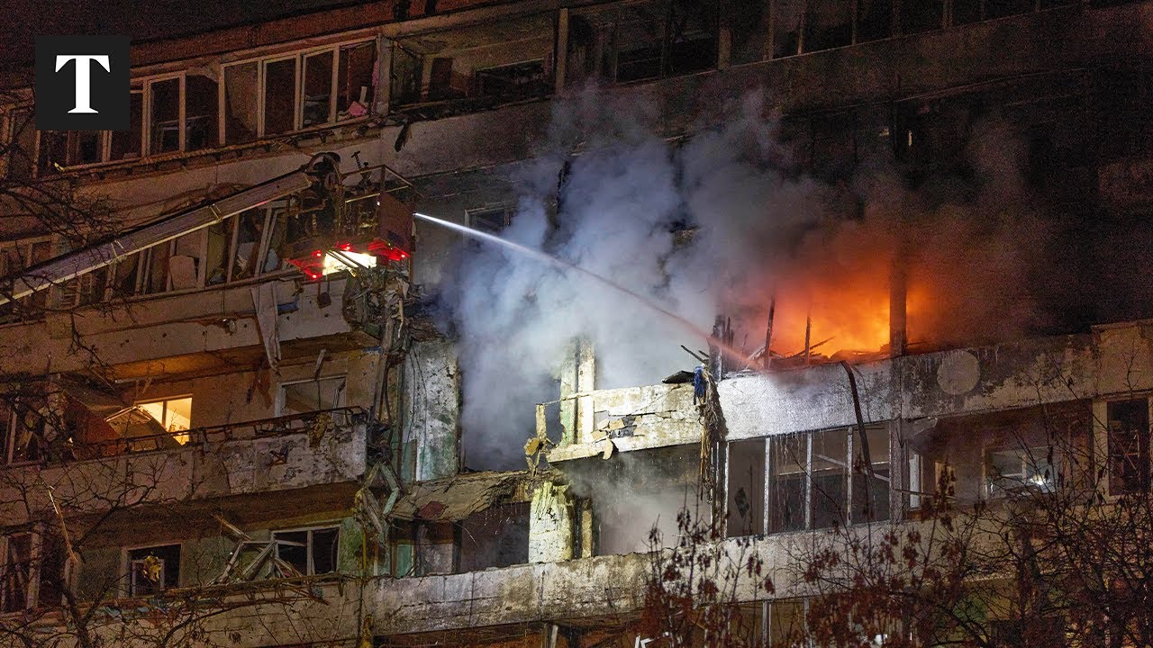 Russia Strikes Kyiv After US and Ukraine Draft New Peace Plan