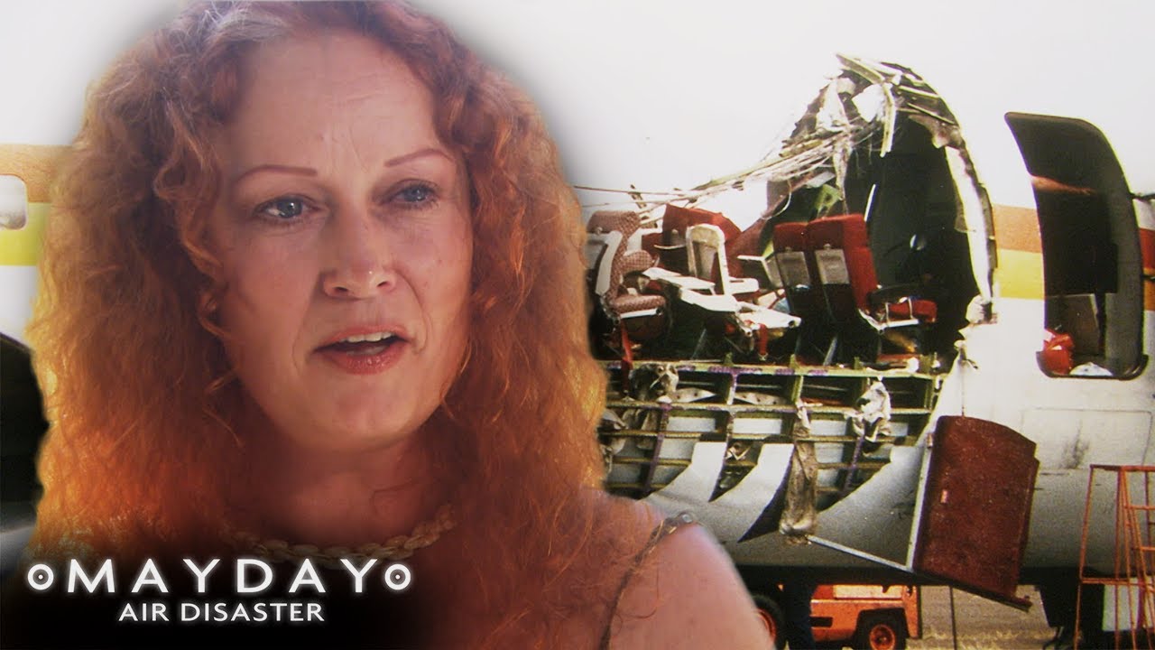 What Caused The Fuselage On Flight 243 To Give Way? | Hanging By A Thread | Mayday: Air Disaster