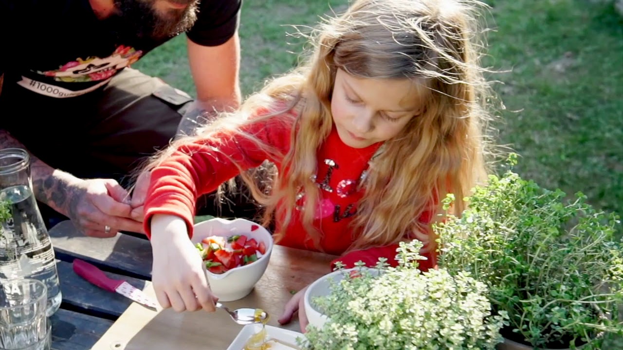 Kinderbeschäftigung gegen Lagerkoller - Homemade Limo & Joghurt - Tristan rockt den Kinder (Garten)