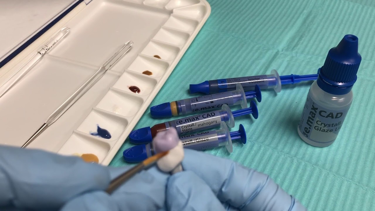 Staining & Glazing IPS e max® CAD