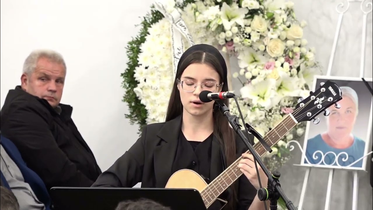 Când ți-e luată floarea din grădina • Larisa Clipa (Priveghi Daniela Semeniuc)