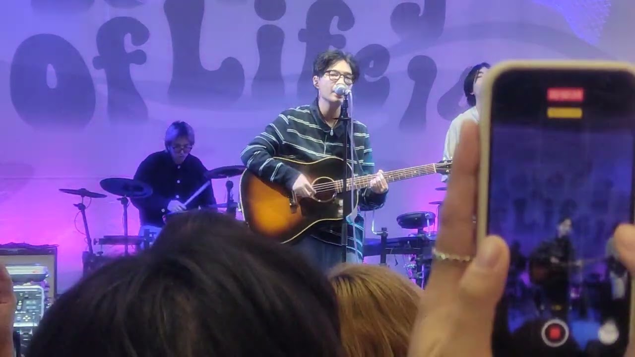 YEW [Full] / Melody Of Life 14 @CentralWorldBangkok 15-10-66 #MelodyOfLife14