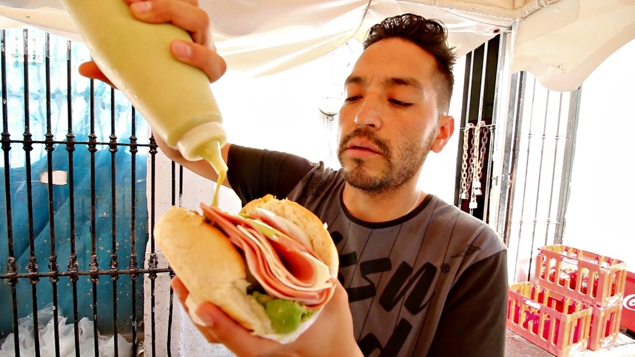 Más aguacate que torta en Tortas de la Purísima de Monterrey