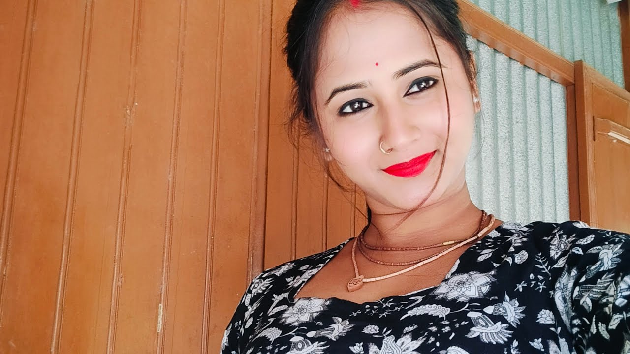 Sumitra Debnath is live! good night all friends 😴