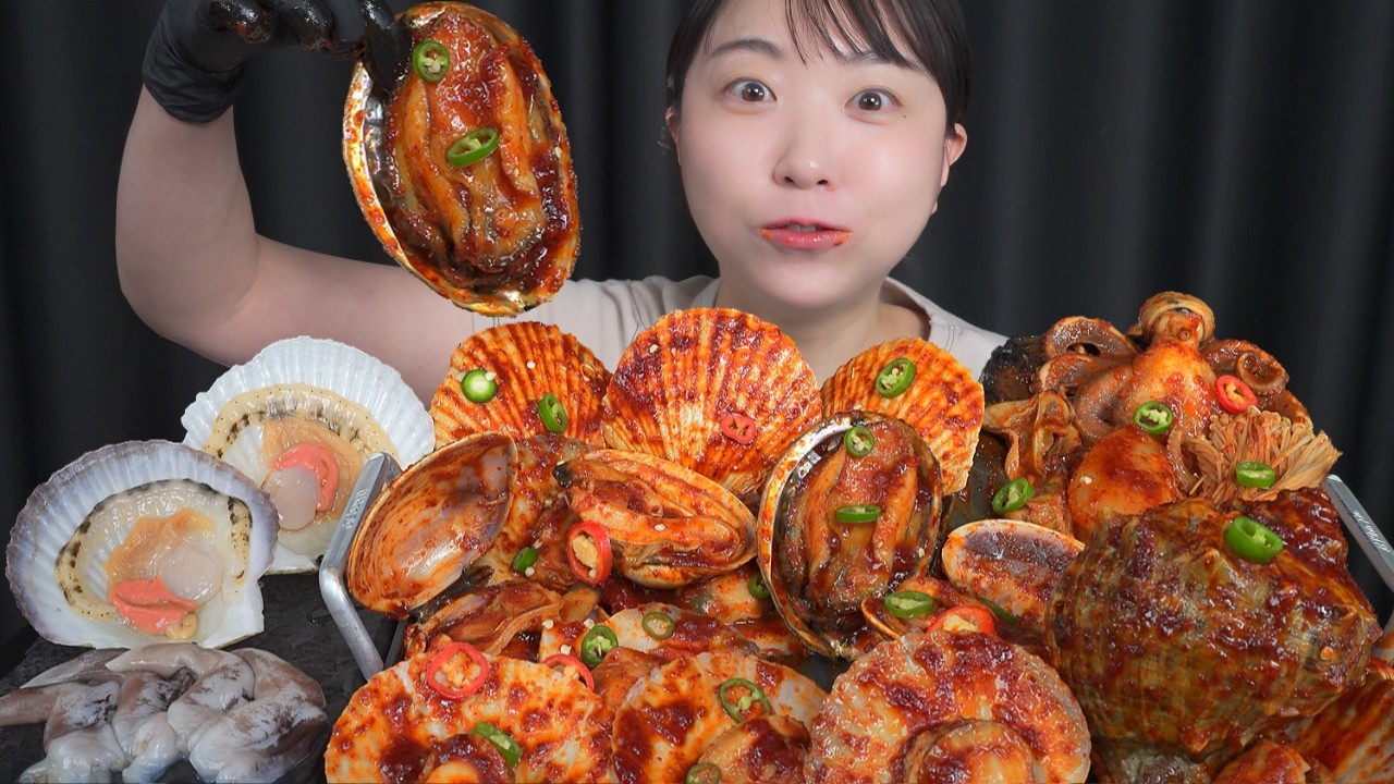 тушёные морепродукты с соусом🦪 🐙🐚Mukbang