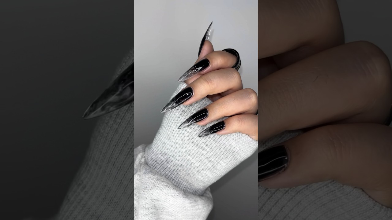 💨Bold and beautiful - my Black Smokey nail art! #SmokeyNailArt #BlackNails #nailextension
