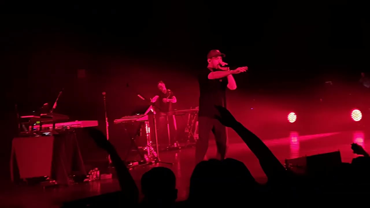 About You / Over Again - Mike Shinoda [Post Traumatic Tour 2019]