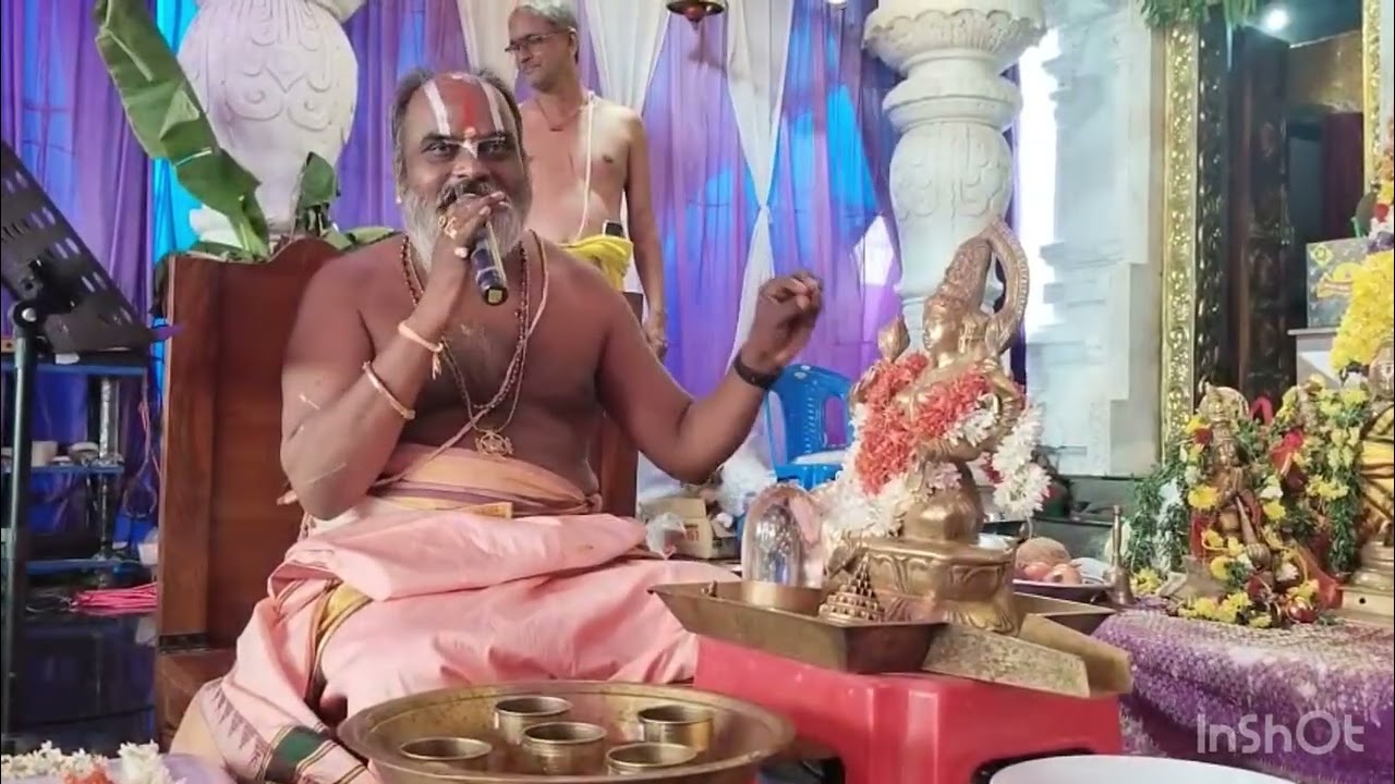 దసరా నవరాత్రులు సందర్భంగా ఈ రోజు గాయత్రి మాత అవతారం మహాన్యాస పూర్వక రుద్రాభిషేకం