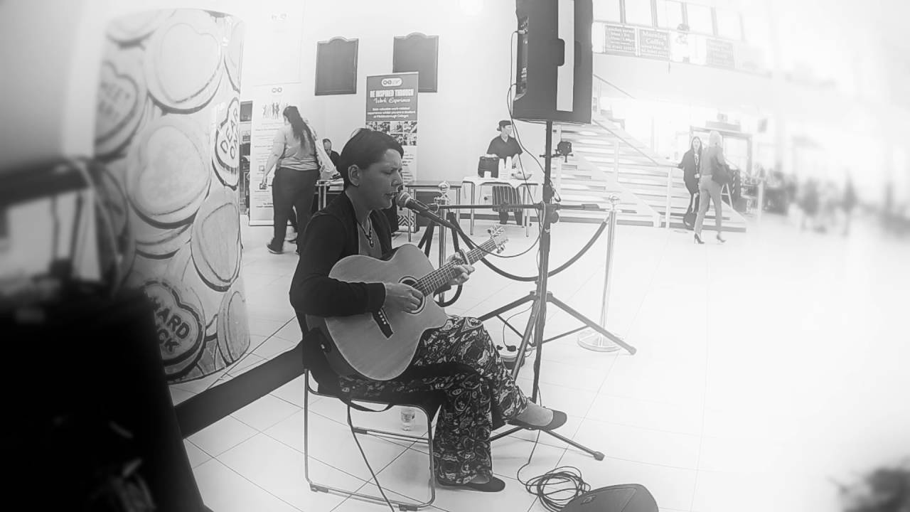 Marie Marx - Eyes Of A Child - Boro College Fresher Sessions 2016